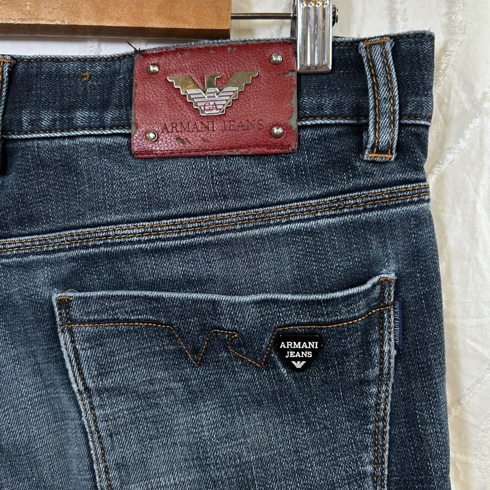 Armani Jeans Straight Leg Jeans Mens 34x28 Dark Indigo Blue Denim Classic Italy